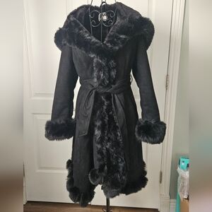 Zac & Zoe Black Faux Fur Trim Coat